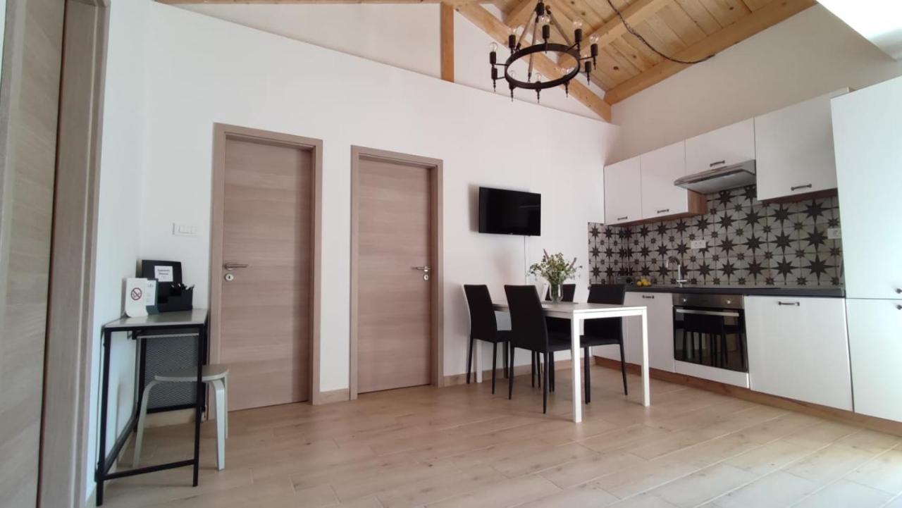 Apartman Marinac Roč Buitenkant foto